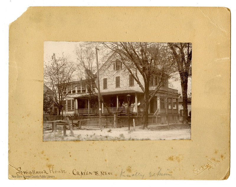 Photograph, Smallwood House, Craven & New Streets, New Bern