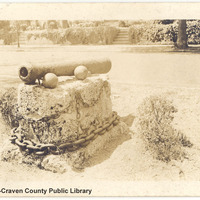 cannon0001a.jpg