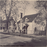 Broad Street, 200 block, north side