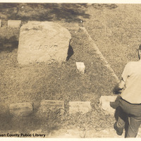 clarkegrave0001a.jpg